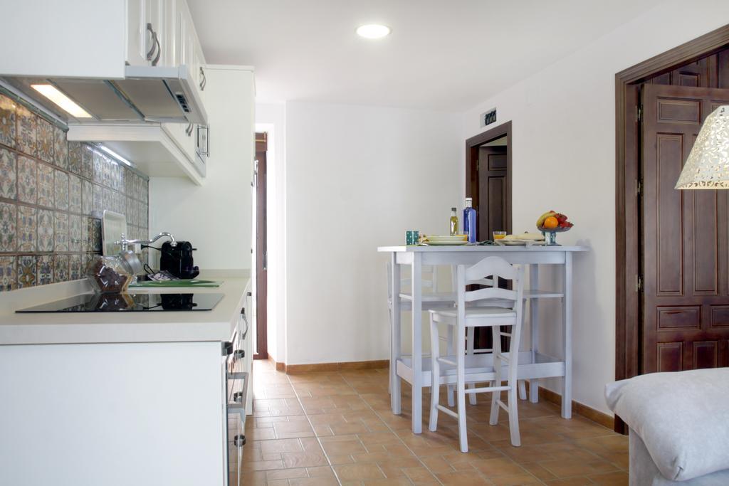 Apartamentos San Fernando 76 Kordoba Bagian luar foto