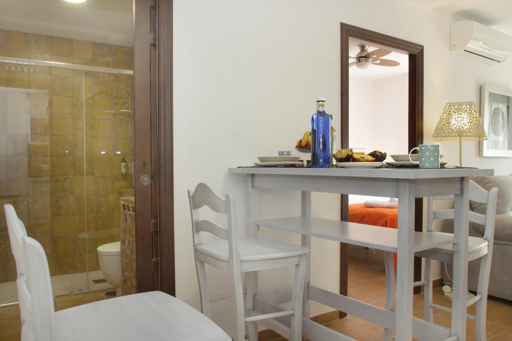 Apartamentos San Fernando 76 Kordoba Bagian luar foto